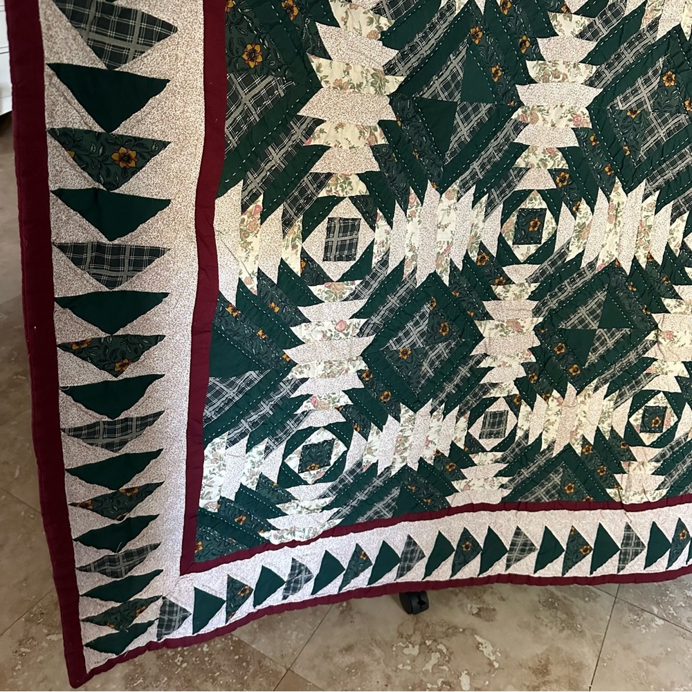 Hand Stitched Green/Maroon Quilt
Measurement: Approximately 85”x85”